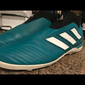 Size 10 Men Soccer Addidas Cleats